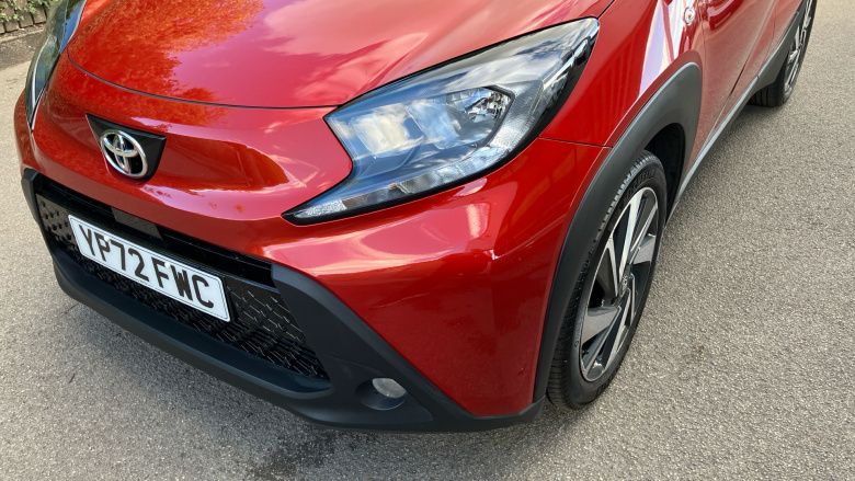 Toyota Aygo X 1.0 VVT-i Edge 5dr Petrol Hatchback